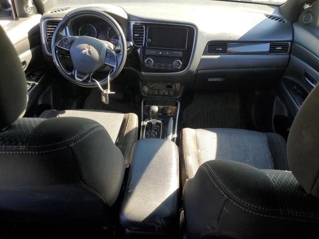 Photo 8 from auction – 2018 MITSUBISHI OUTLANDER with VIN JA4AD3A35JZ033408