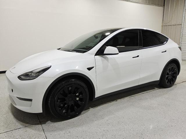 TESLA MODEL Y 2022 with VIN 7SAYGDEE8NF310841 - Photo from auction
