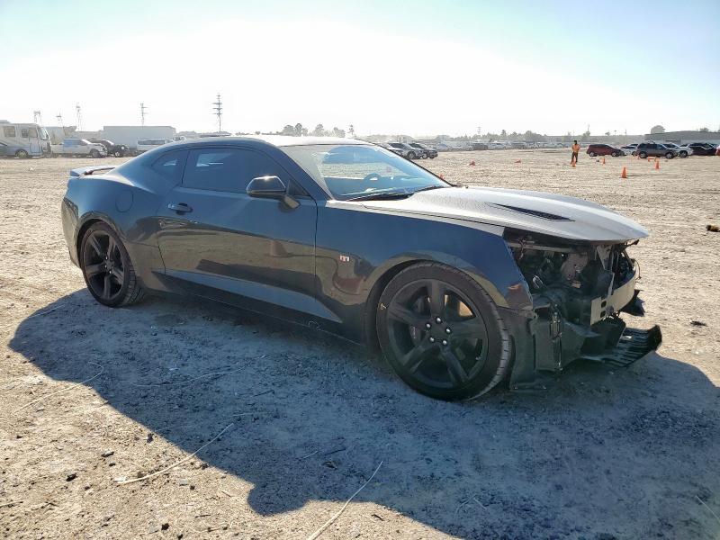Photo 4 from auction – 2018 CHEVROLET CAMARO with VIN 1G1FE1R75J0144719