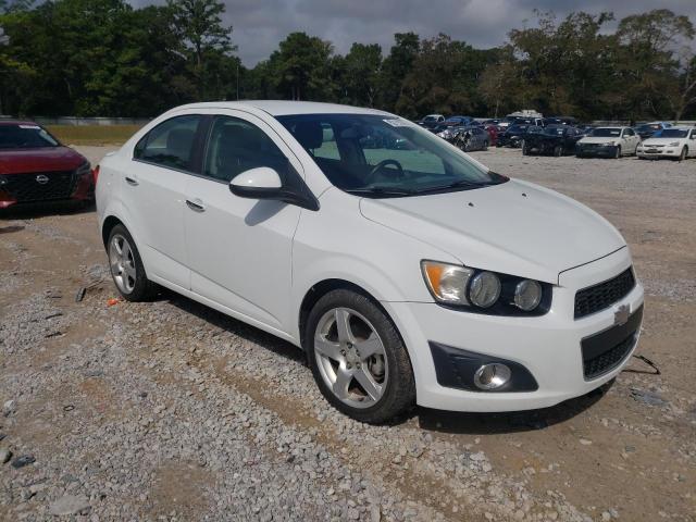 Photo 4 from auction – 2015 CHEVROLET SONIC LTZ with VIN 1G1JE5SB6F4143093