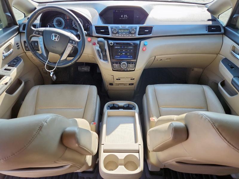 Photo 8 from auction – 2015 HONDA ODYSSEY TO with VIN 5FNRL5H98FB045583