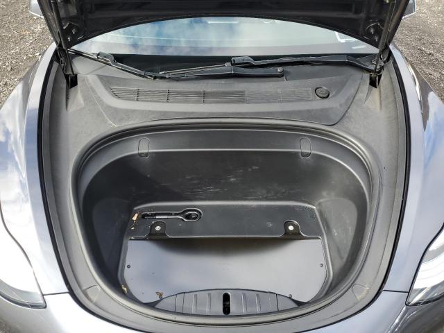 Photo 11 from auction – 2018 TESLA MODEL 3 with VIN 5YJ3E1EB8JF116693