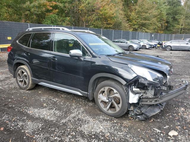 Photo 4 from auction – 2023 SUBARU FORESTER T with VIN JF2SKARC8PH409379