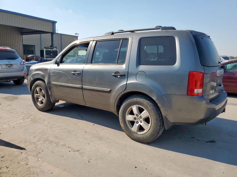 Photo 2 from auction – 2011 HONDA PILOT LX with VIN 5FNYF3H22BB025642