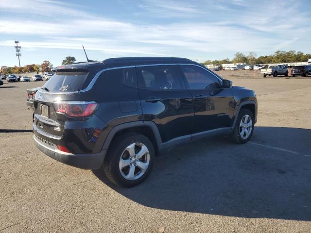 Photo 3 from auction – 2017 JEEP COMPASS LATITUDE with VIN 3C4NJDBB9HT692850