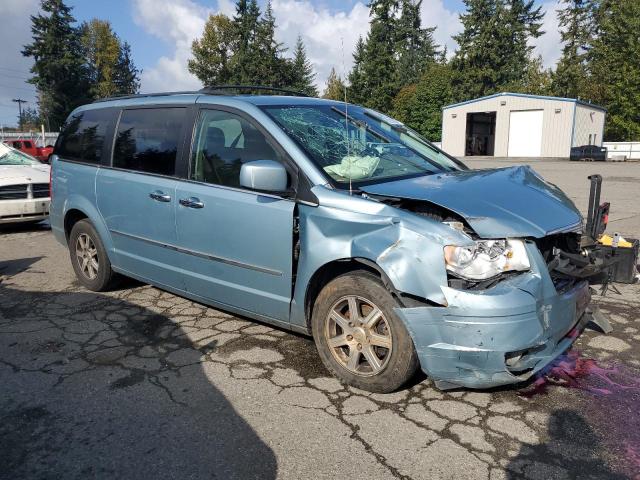 Photo 4 from auction – 2010 CHRYSLER TOWN & COU with VIN 2A4RR5D16AR104619