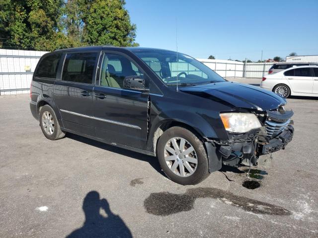 Photo 4 from auction – 2014 CHRYSLER TOWN & COU with VIN 2C4RC1BG8ER124724