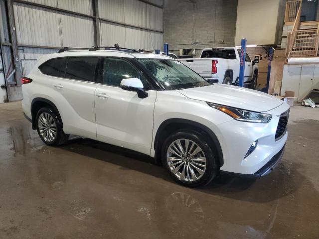 Photo 4 from auction – 2023 TOYOTA HIGHLANDER with VIN 5TDKDRBH0PS519464