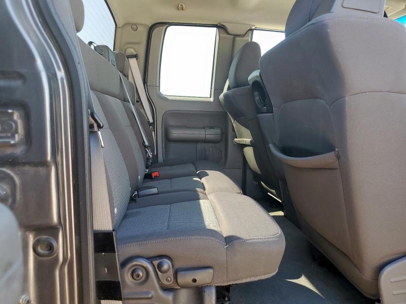Photo 10 from auction – 2004 FORD F150 with VIN 1FTRX12W34NA77402
