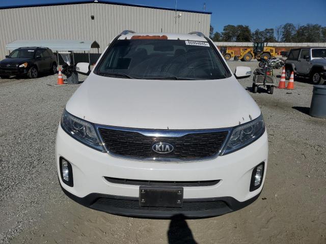 Photo 5 from auction – 2015 KIA SORENTO EX with VIN 5XYKU4A76FG647134
