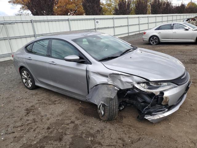 Photo 4 from auction – 2015 CHRYSLER 200S with VIN 1C3CCCDG0FN630307