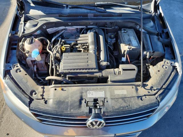Photo 11 from auction – 2017 VOLKSWAGEN JETTA S with VIN 3VW2B7AJ3HM253242