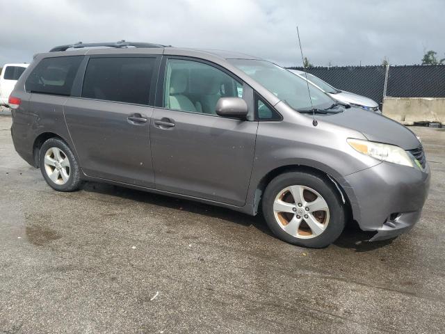 Photo 4 from auction – 2014 TOYOTA SIENNA LE with VIN 5TDKK3DCXES425299