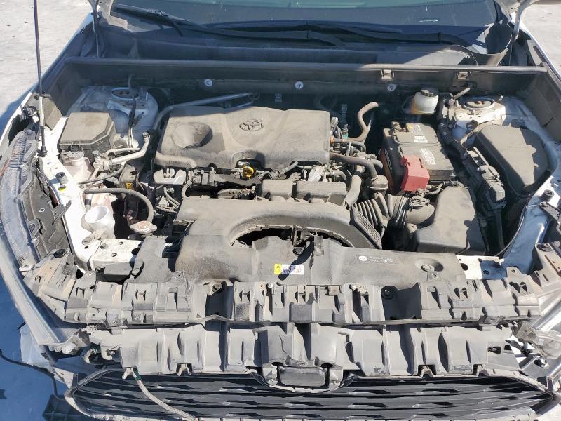 Photo 12 from auction – 2019 TOYOTA RAV4 XLE with VIN JTMP1RFV5KD031517