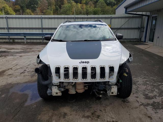 Photo 5 from auction – 2016 JEEP CHEROKEE T with VIN 1C4PJMBS9GW232492