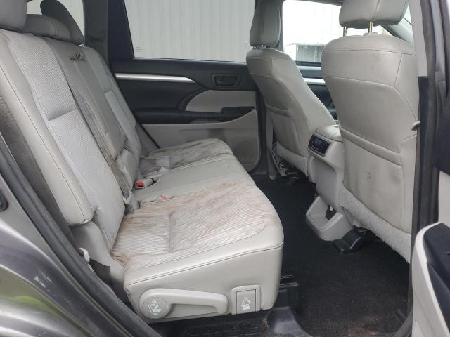 صورة رقم 11 من المزاد - 2015 TOYOTA HIGHLANDER مع VIN 5TDZKRFH8FS064702