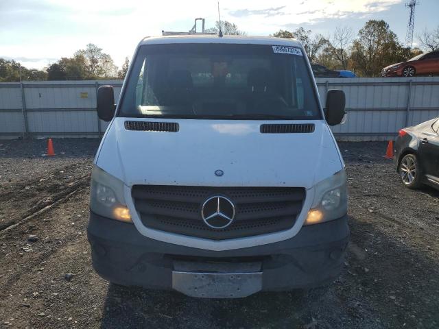 Photo 5 from auction – 2014 MERCEDES-BENZ SPRINTER 2 with VIN WD3PE7DC6E5825378