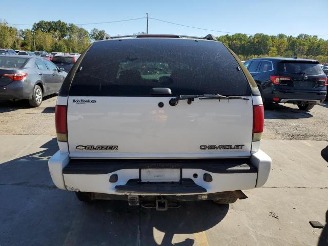 Photo 6 from auction – 2002 CHEVROLET BLAZER with VIN 1GNCT18WX2K197440