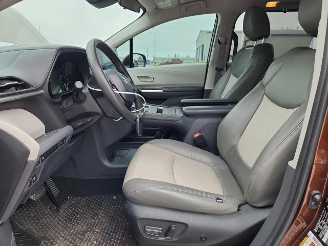 Photo 7 from auction – 2022 TOYOTA SIENNA LE with VIN 5TDKSKFC7NS041097