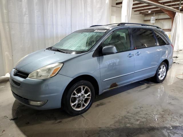 TOYOTA SIENNA XLE 2004 with VIN 5TDBA22C54S018201 - Photo from auction