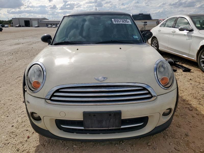 Photo 5 from auction – 2011 MINI COOPER with VIN WMWSU3C54BT182371
