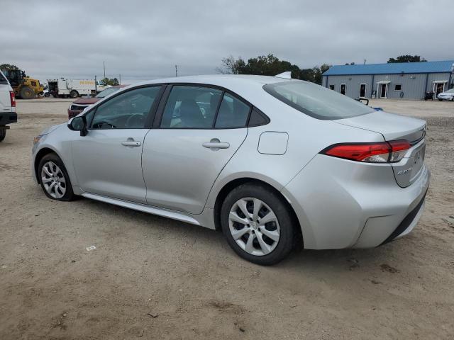 Photo 2 from auction – 2022 TOYOTA COROLLA LE with VIN 5YFEPMAE1NP386685