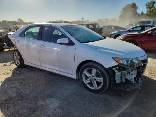 Photo 4 from auction – 2014 TOYOTA CAMRY L with VIN 4T1BF1FK1EU865822
