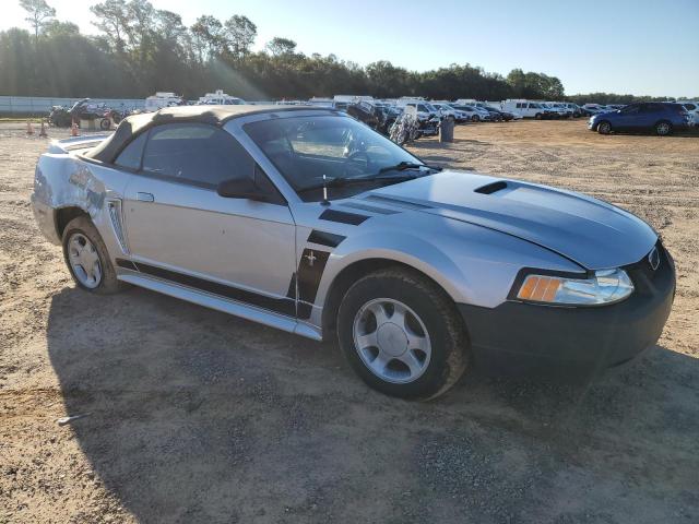 Photo 4 from auction – 2000 FORD MUSTANG with VIN 1FAFP4449YF185044