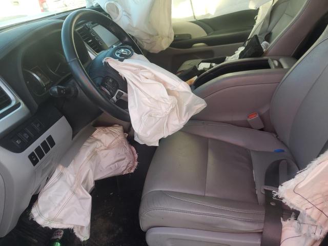 Photo 7 from auction – 2017 TOYOTA HIGHLANDER with VIN 5TDKZRFH5HS518551