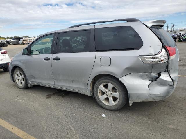 Photo 2 from auction – 2011 TOYOTA SIENNA with VIN 5TDZK3DC7BS037389