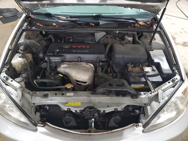 Photo 11 from auction – 2004 TOYOTA CAMRY LE with VIN 4T1BE32K64U284349