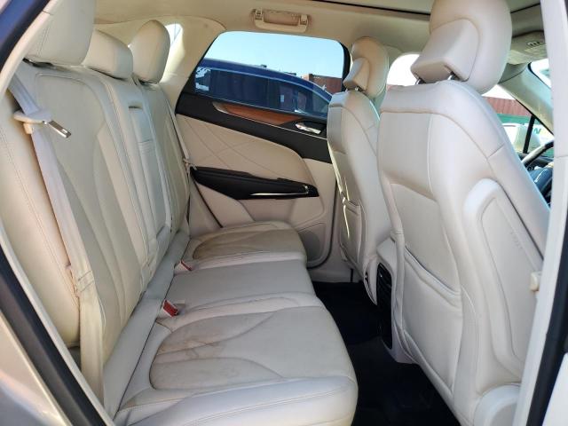 Photo 11 from auction – 2015 LINCOLN MKC with VIN 5LMCJ1A98FUJ18305