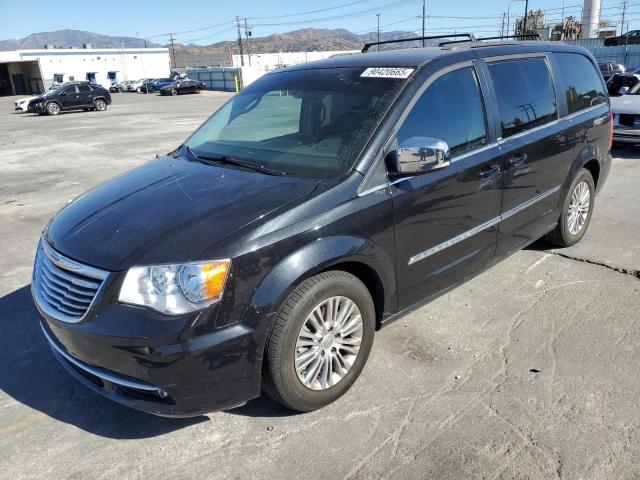 CHRYSLER TOWN & COU 2013 with VIN 2C4RC1CG0DR583596 - Photo from auction