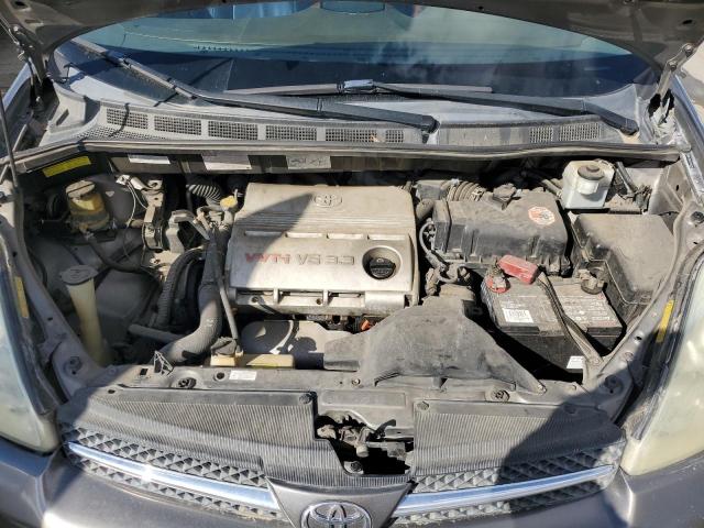 Photo 12 from auction – 2005 TOYOTA SIENNA XLE with VIN 5TDBA22C85S031753