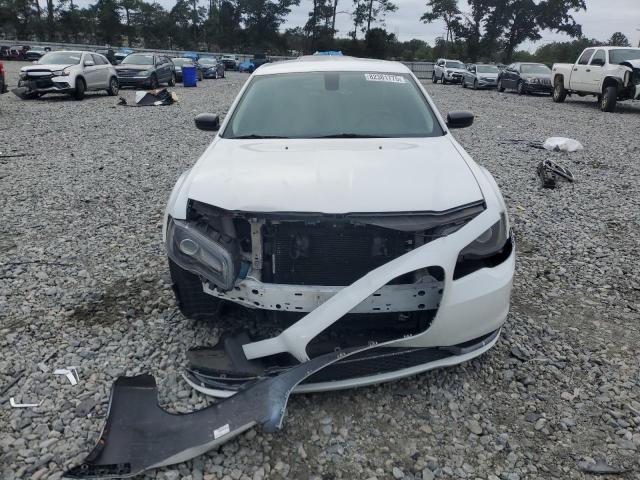 Photo 5 from auction – 2018 CHRYSLER 300 TOURING with VIN 2C3CCAAG8JH190878