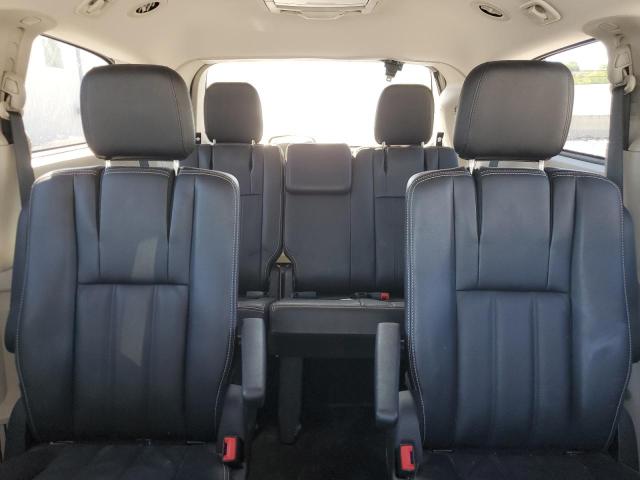 Photo 10 from auction – 2013 CHRYSLER TOWN & COU with VIN 2C4RC1BG5DR682979