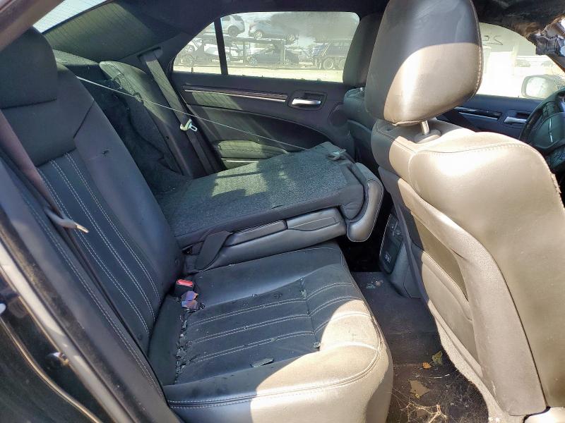 Photo 10 from auction – 2019 CHRYSLER 300 S with VIN 2C3CCABG1KH651354