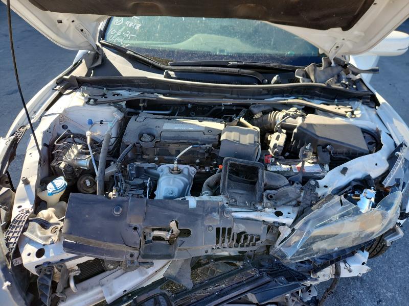 Photo 11 from auction – 2015 HONDA ACCORD EX with VIN 1HGCR2F75FA134848