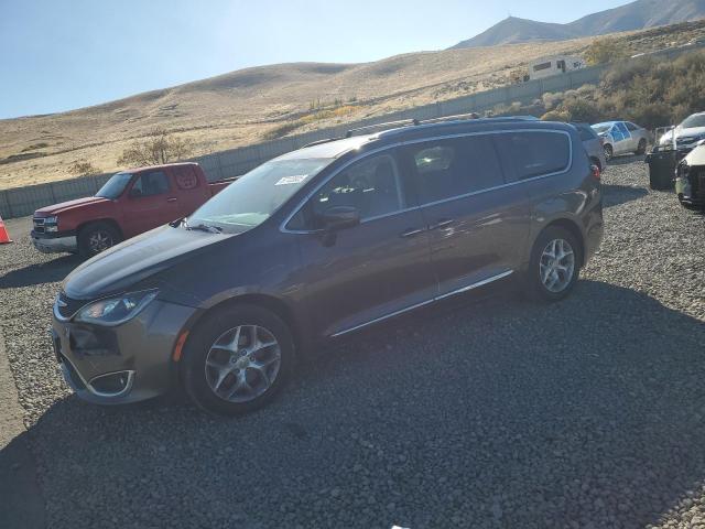 CHRYSLER PACIFICA T 2018 مع رقم تعريف المركبة 2C4RC1EG8JR114782 - صورة من المزاد