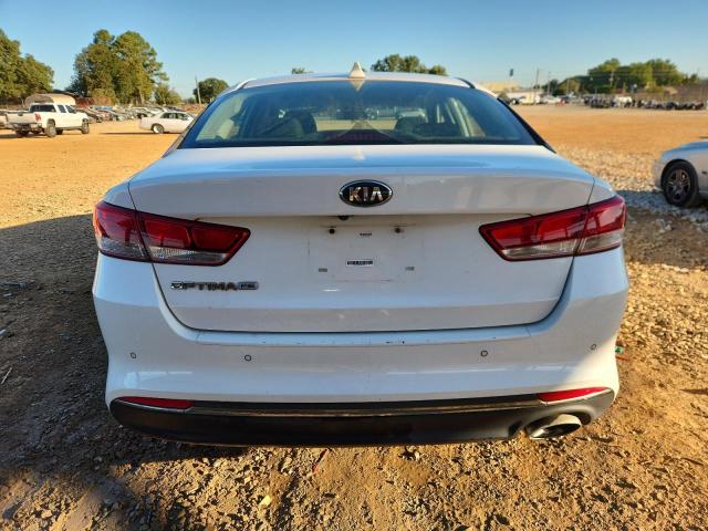 Photo 6 from auction – 2018 KIA OPTIMA LX with VIN 5XXGT4L3XJG211712