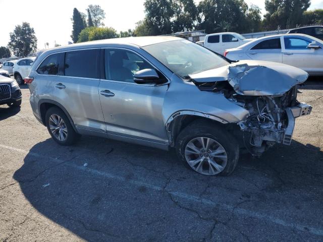 Photo 4 from auction – 2015 TOYOTA HIGHLANDER with VIN 5TDZKRFH8FS097148