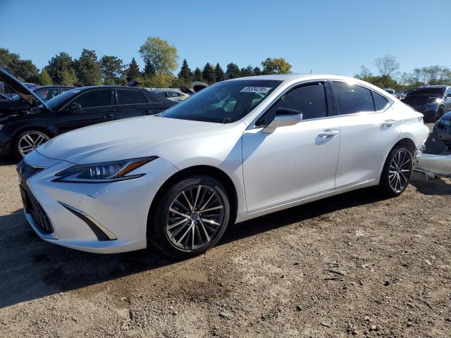 LEXUS ES 250 BAS 2022 with VIN 58AD11D17NU008947 - Photo from auction
