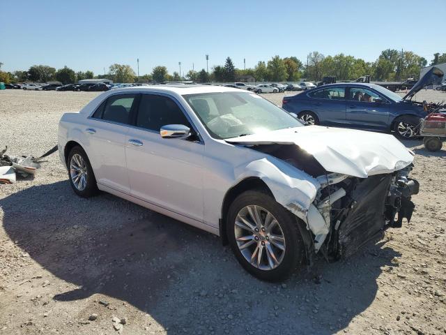 Photo 4 from auction – 2016 CHRYSLER 300C with VIN 2C3CCAEG9GH161392
