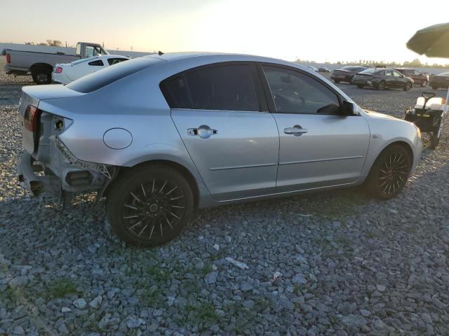 Photo 3 from auction – 2004 MAZDA 3 I with VIN JM1BK12F041142097