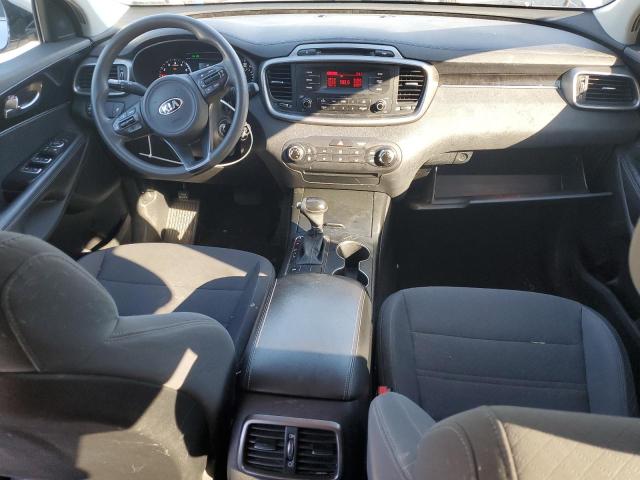 Photo 8 from auction – 2016 KIA SORENTO LX with VIN 5XYPG4A37GG019014