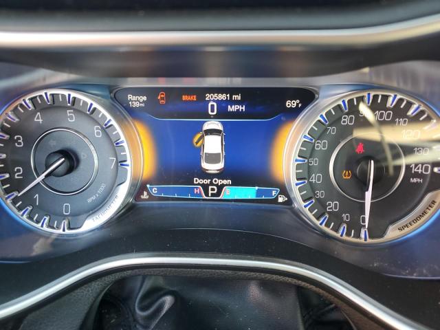 Photo 9 from auction – 2015 CHRYSLER 200 C with VIN 1C3CCCCG5FN524372