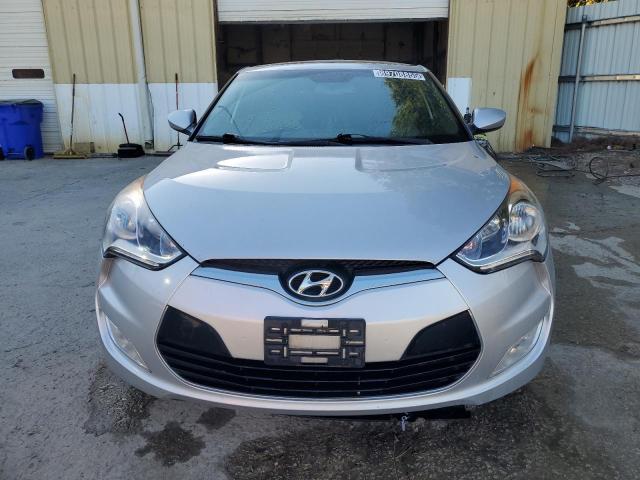 Photo 5 from auction – 2017 HYUNDAI VELOSTER with VIN KMHTC6AD6HU315619