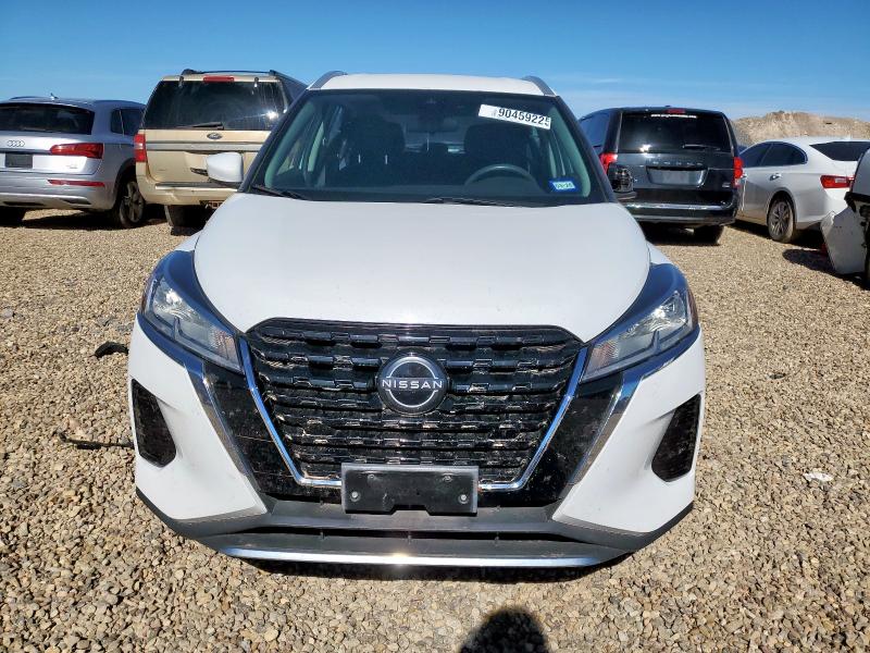 Photo 5 from auction – 2023 NISSAN KICKS with VIN 3N1CP5CV2PL481060