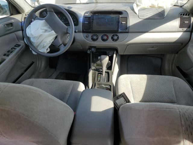 Photo 8 from auction – 2002 TOYOTA CAMRY LE with VIN 4T1BE32K32U585643