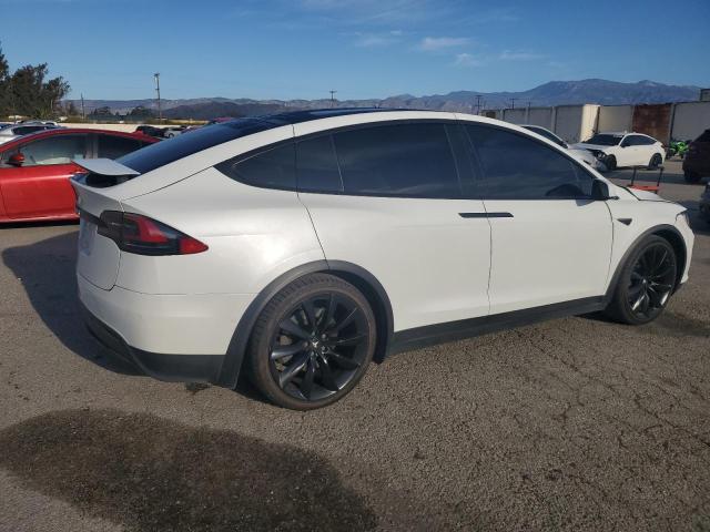 Photo 3 from auction – 2018 TESLA MODEL X with VIN 5YJXCDE2XJF125954